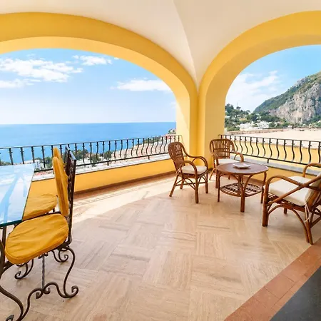 Apartment Belvedere 17 Capri
